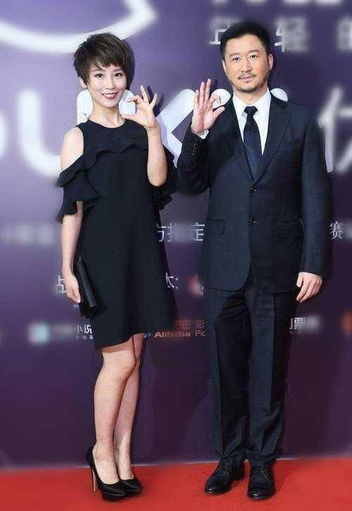 吴京第一次见老丈人的时候,喝酒喝大了,拍着老丈人叫"大哥"_谢楠_身材