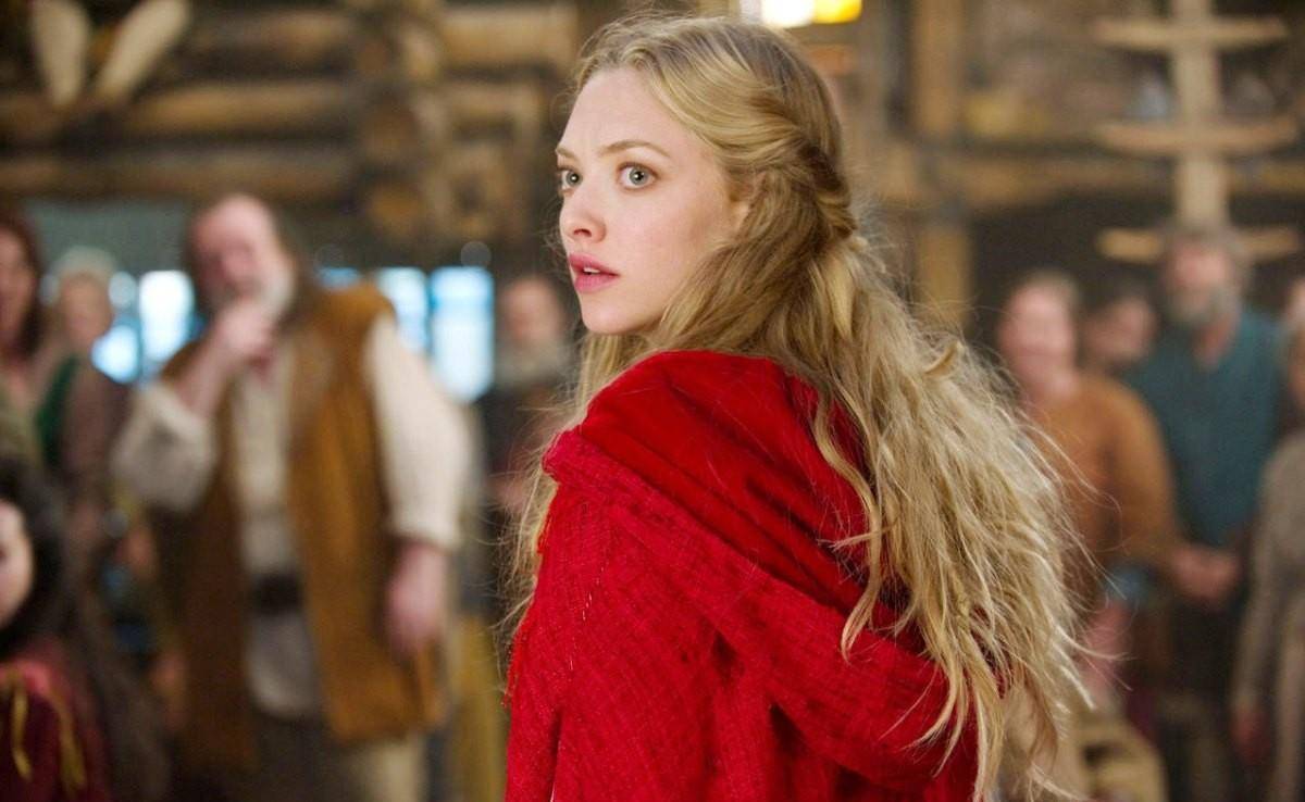 亚曼达精致洋娃娃五官从小甜到大,36岁变时尚女_电影_演出_妈妈