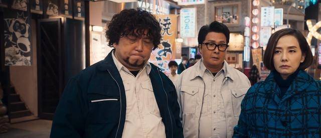 王祖蓝王晶都不算啥,《肥龙过江》最大牌的客串是这位60岁女演员_金毛