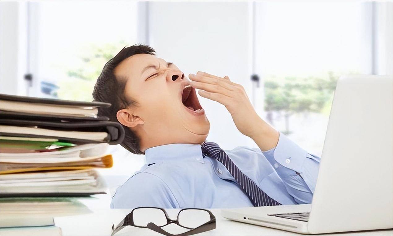 打哈欠下巴抽筋 来自搜狐网