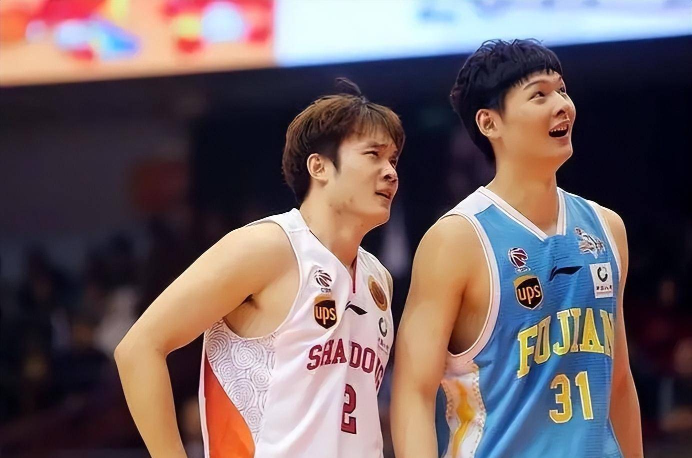 再无利用价值,丁彦雨航被睢冉劝退役,无球可打的周琦何去何从_上海