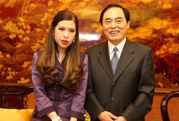 泰国最美的公主,古筝10级热爱华夏文化,瘫痪后坐轮椅坚持工作_朱拉蓬
