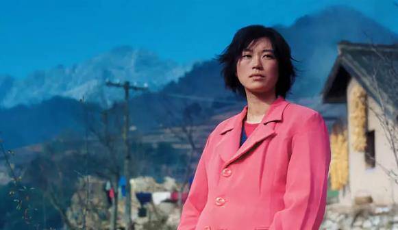 结合电影和真实事件来看,《盲井》中的"盲"大概有这么两层意思:第一