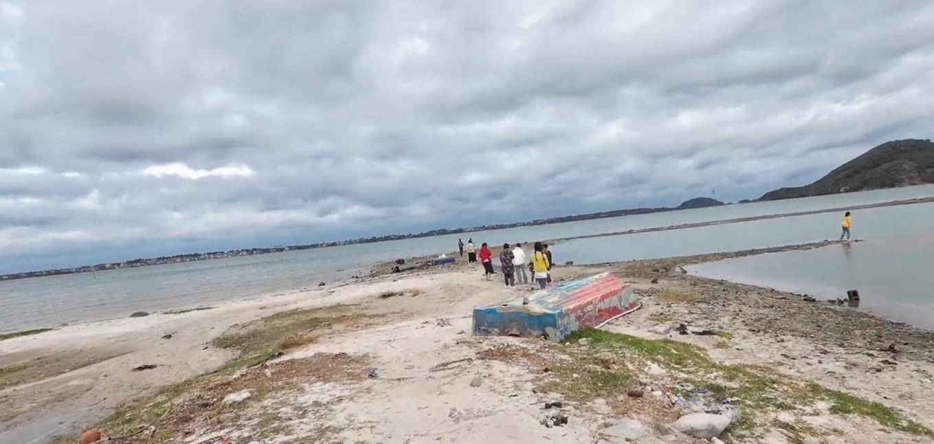 海南陵水看海,景美人少大驚喜;小鎮吃酸粉,老闆月入3萬真羨慕_地方