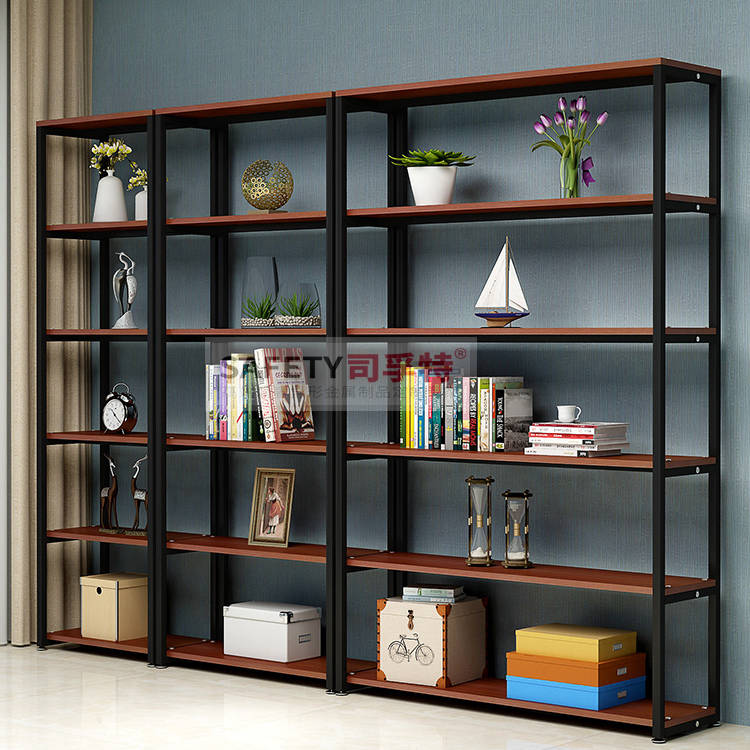 组合博古架又成为现代博古架,其风格是糅合中式,西式,古典装饰风格为