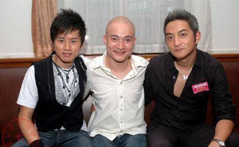 吉杰曾说张杰是"专业的唱歌机器",如今俩人境遇有些风水轮流转_比赛