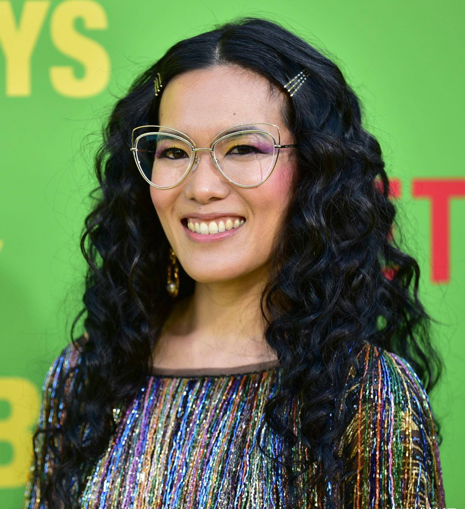 亚裔演员黄阿丽称,离婚最难是处理母亲反应,就不能等我死了再离吗