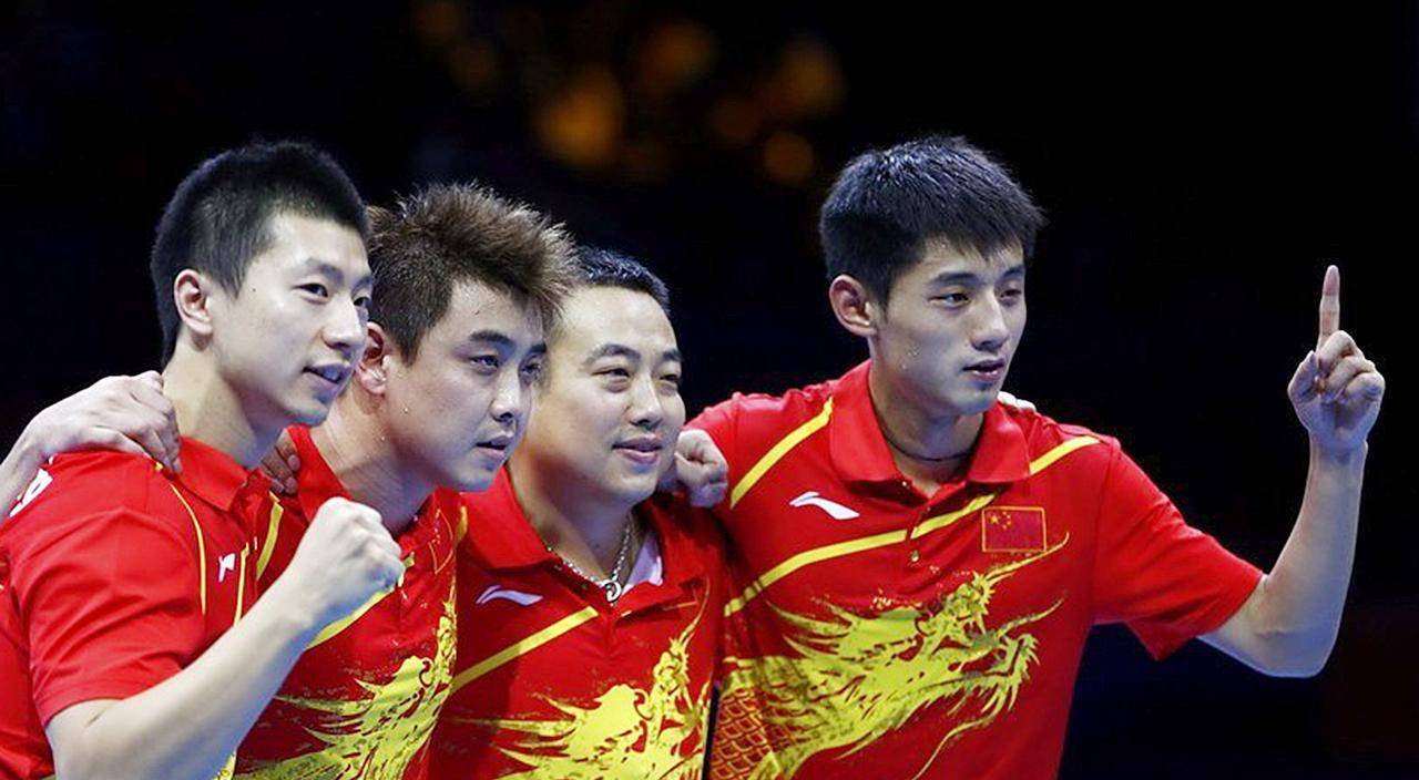 从黯然离队到重新复出,刘国梁与妻子不为人知的带泪人生_乒乓球_教练_