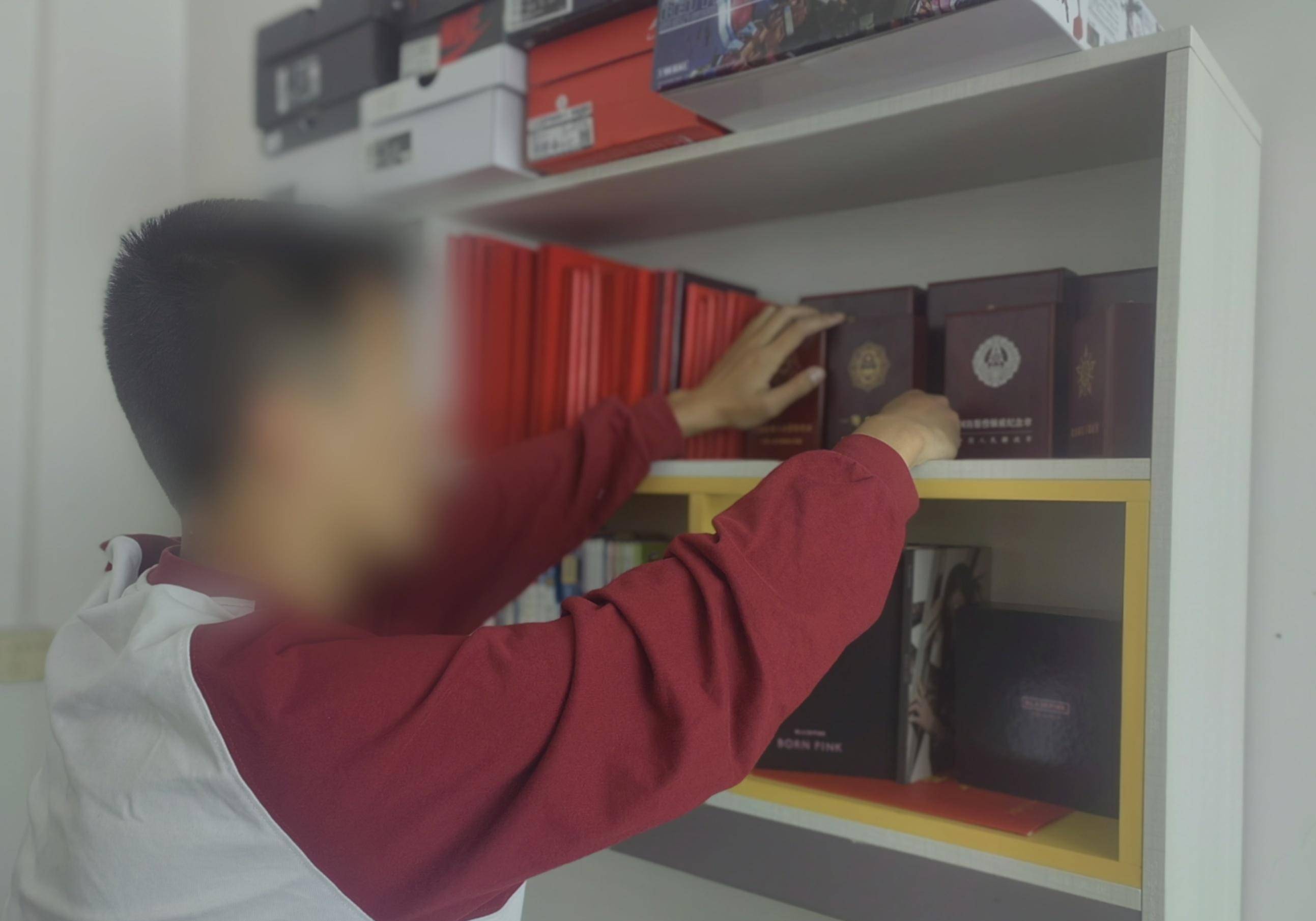 缉毒警嫂的电话只敢响铃5秒钟，“接通和接不通”是两种不同心情