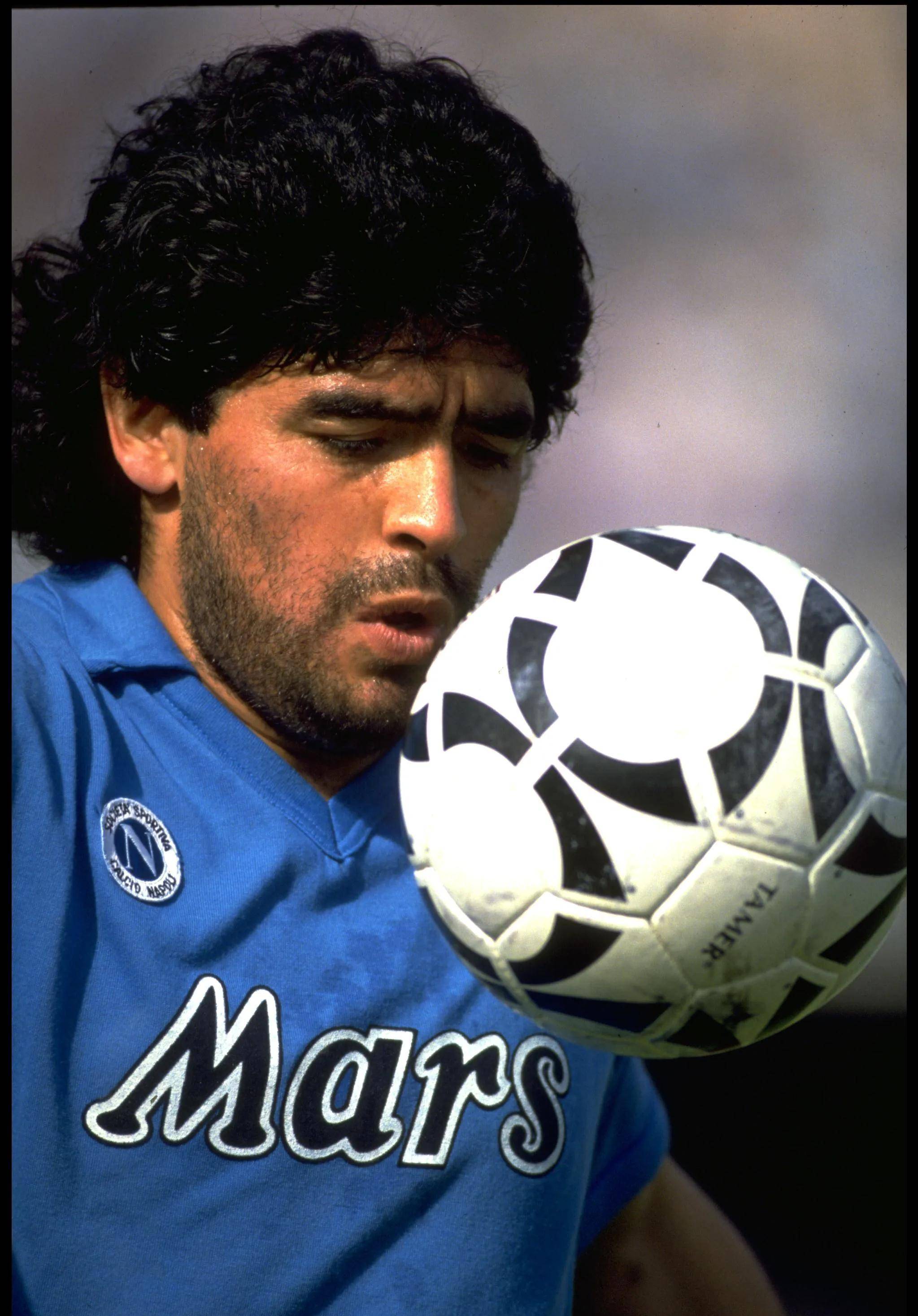迭戈·马拉多纳(diego maradona)2014年加布里埃尔·巴蒂斯图塔,1991