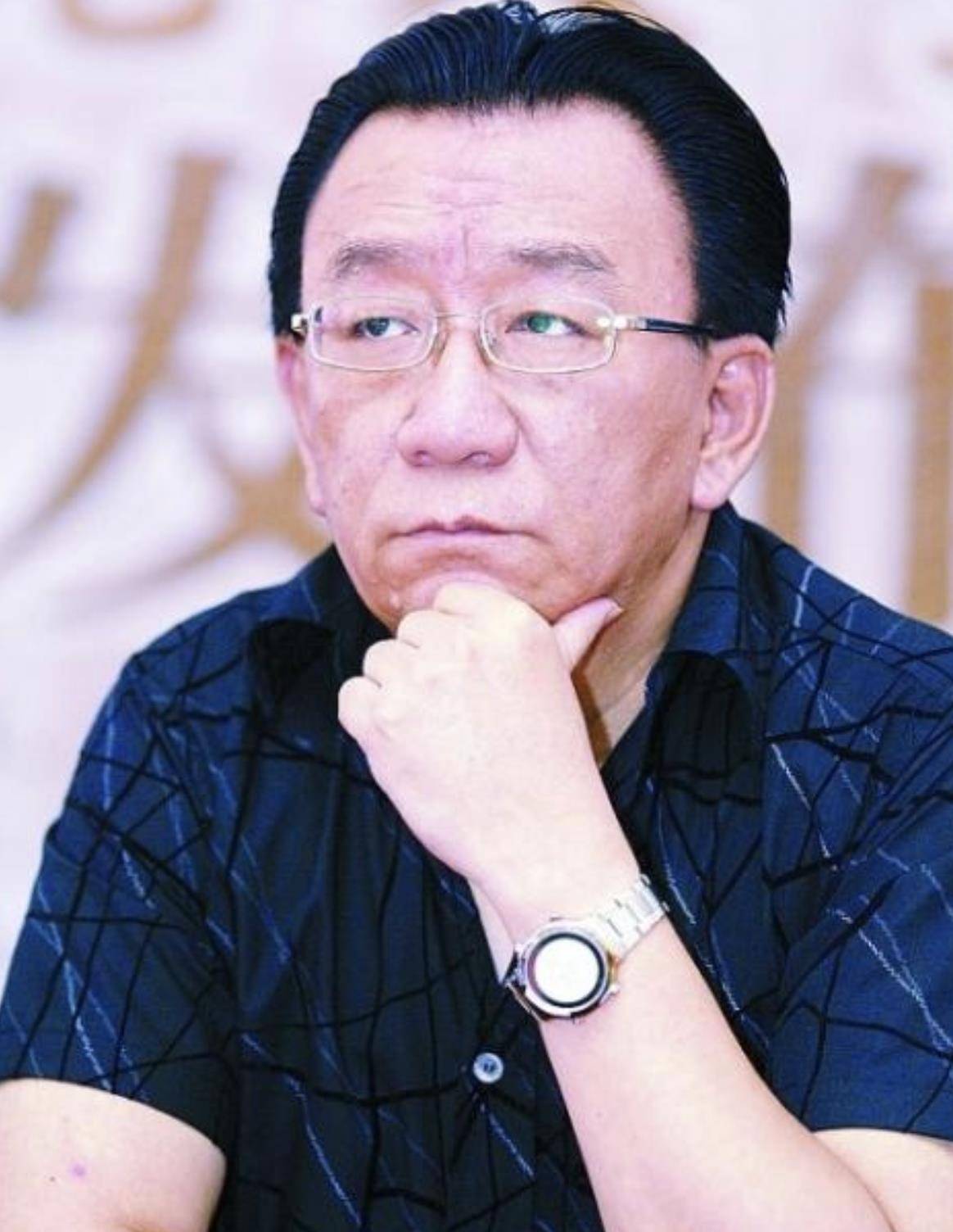 侯耀华,终于为自己的"贪婪狂妄"付出代价_侯耀文_郭德纲_相声