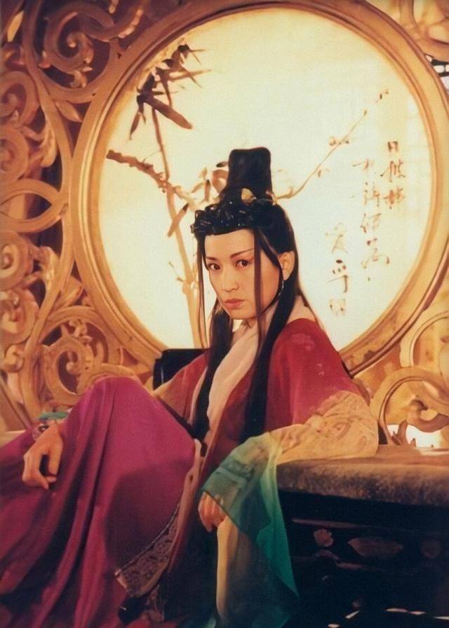 《雪花神剑》演员20年剧照,杨恭如惊为天人,陈炜酷似梅艳芳_梅江