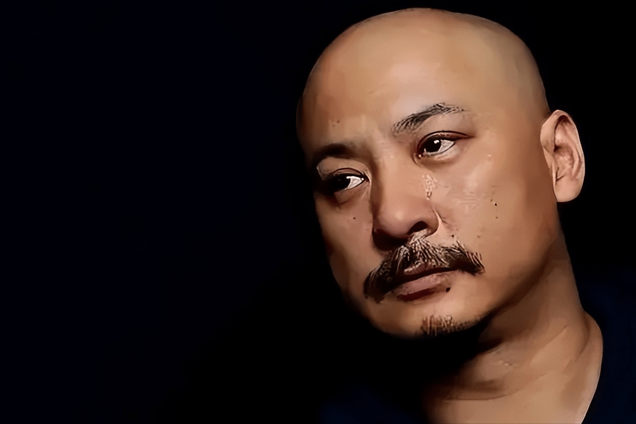 利"导演"之便,行苟且之事!罗俊伟的穷途末路!_威胁_过程_刘德华