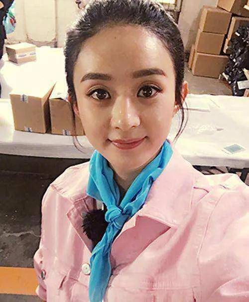 赵丽颖脱离土气秒变气质女子_眉毛_整体_线条