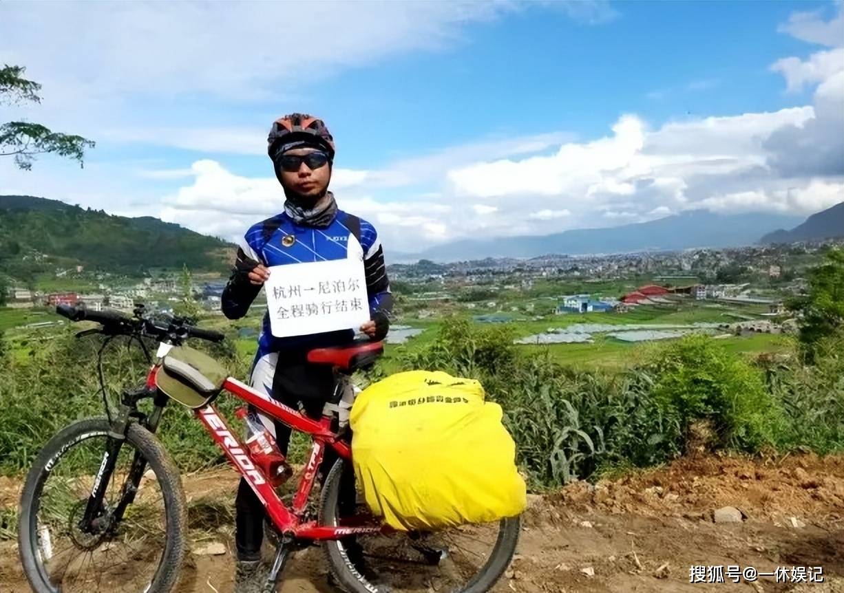 在"型男行走乡村"身上体现得淋漓尽致_小妞_视频_袁勇