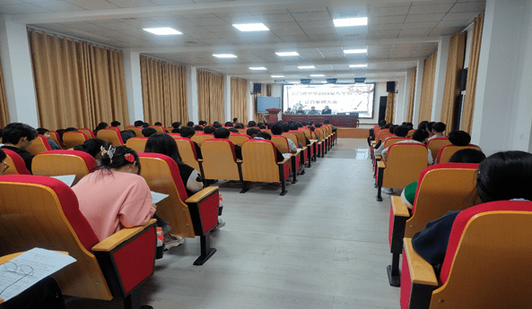 湖北英山县三门河中学召开中考"百日誓师"大会_初三_全体师生_年级