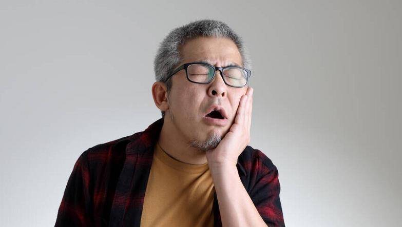 原创            铭记：牙龈萎缩，牙齿松动“平民方”！才几十块钱，简单有效，请你感受-牙龈萎缩,牙齿松动怎么办
