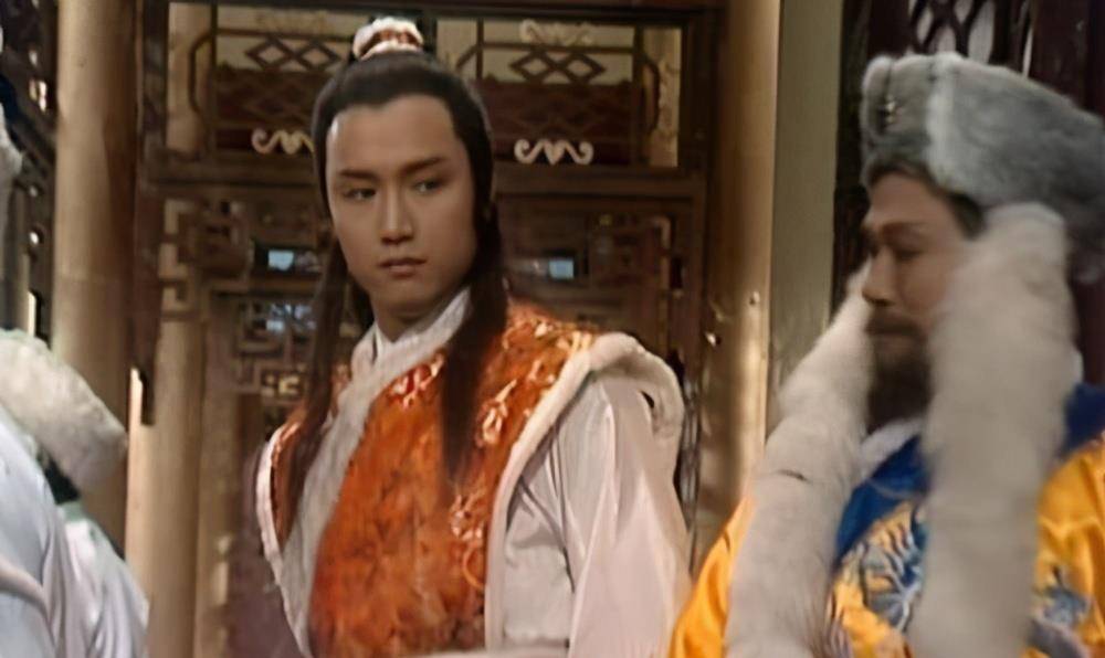 丘处机为何要让江南七怪找郭靖?