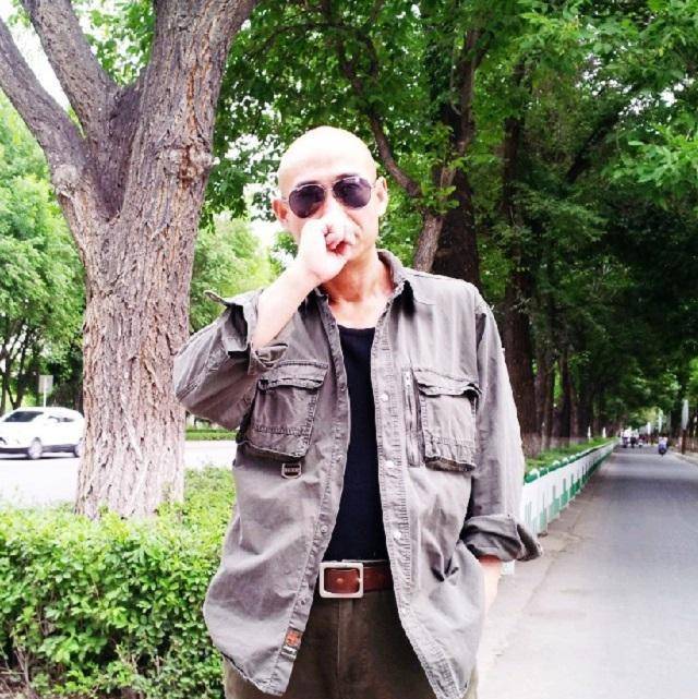 孙德胜:出道大显肌肉,真男人好身材,妻子更是气质十足_角色_江水_健身