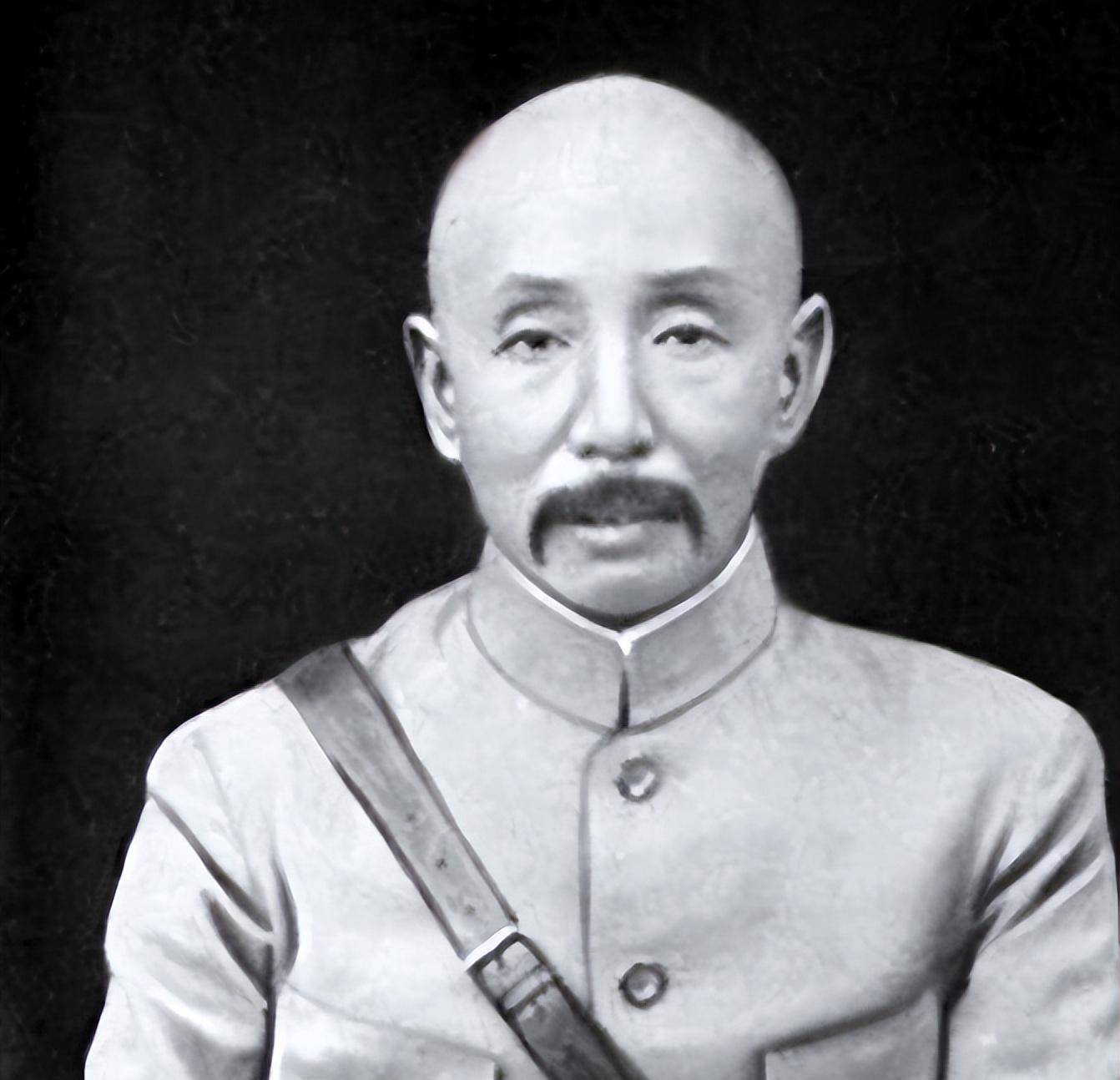 张学忠的男人自称是张作霖的第九个儿子,还拿出了当年帅府管家,副官
