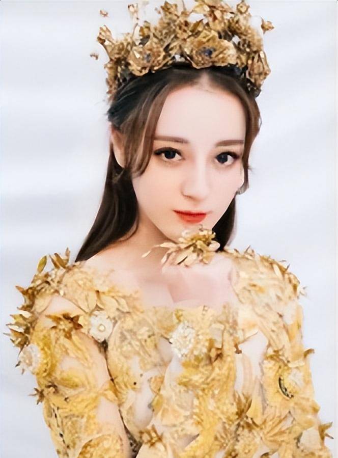 娱乐圈最美7位女明星"皇冠"造型,谁才是你心中的公主殿下?