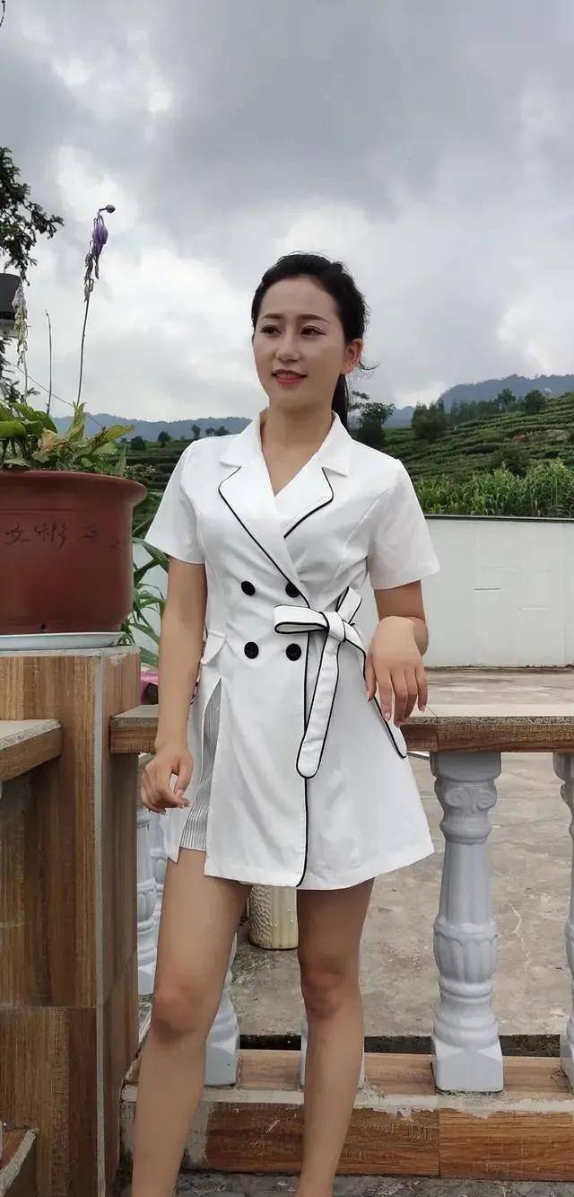 女领导出差,她设局在我酒里下药,睡醒后我发现了阴谋_表姐_妻子_公司