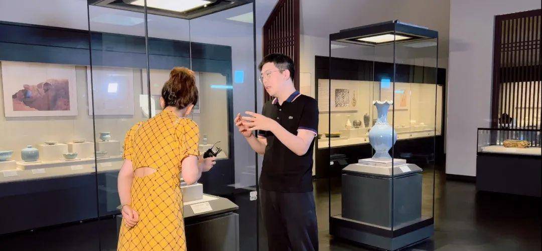 下过古墓,做过老师,他在喜马拉雅用播客剥开历史_张志浩_科普_节目