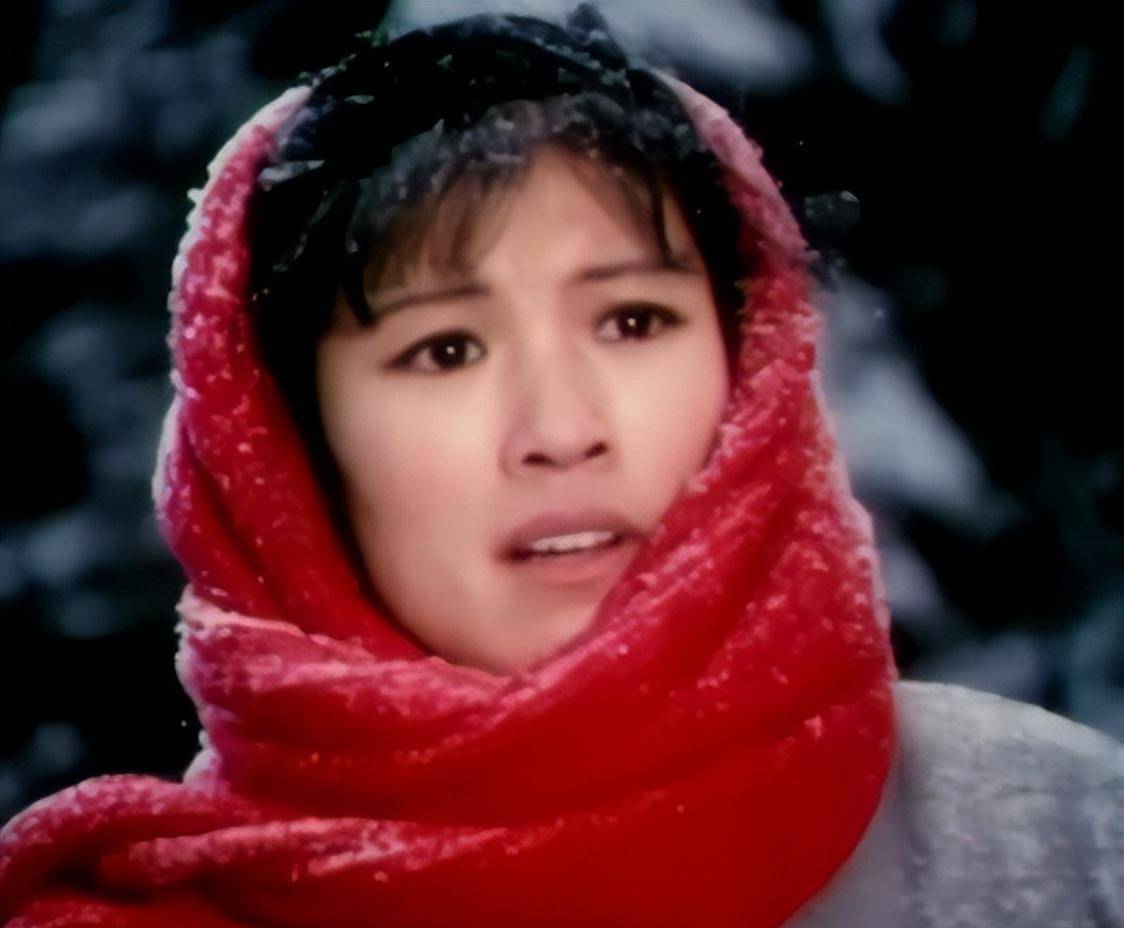 宋春丽:为了工作放弃孩子,61岁当妈妈,幸福的背后是泪水_表演_小时候