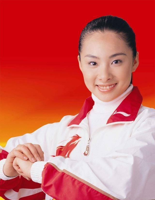 站稳脚跟1979年出生的刘璇,直至1998年才拿得自己的第一个世界杯冠军
