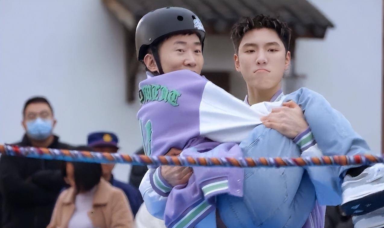 《我们的客栈》飞行嘉宾,王子异最傻,宋亚轩最呆,范丞丞最惨_时候