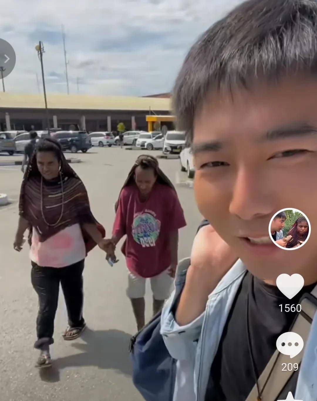 我们探险家李忆在巴布亚从林4年,离开前带土著人进城体验生活_玛丽_一