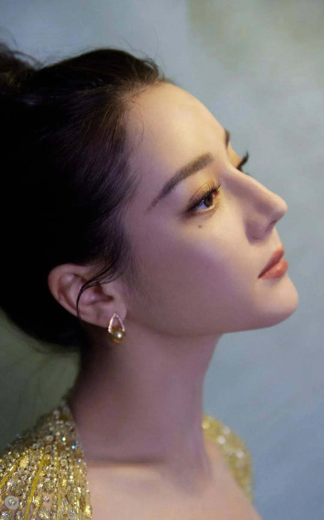 分享图片,闭月羞花的迪丽热巴写真照