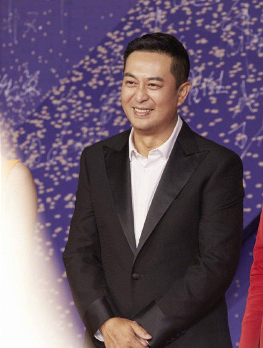 张嘉译改名惹争议,近照变化特别大,网友:岁月不饶人_身体_张嘉益_名字