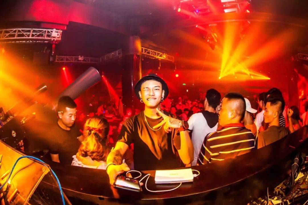 成都dj mc艺人培训全国招生(成都黑珍珠)djmc职业培训_就业_派对_音乐