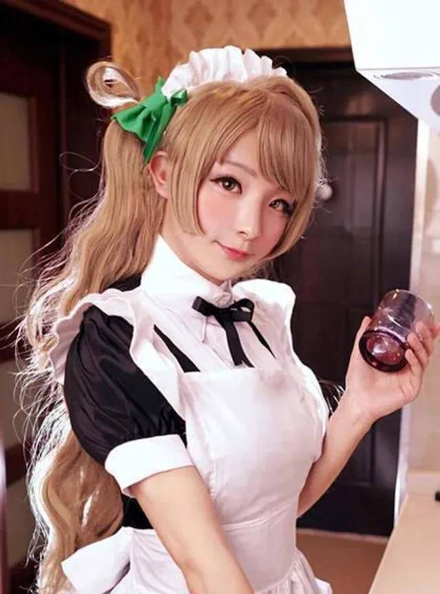 变身绝世伪娘