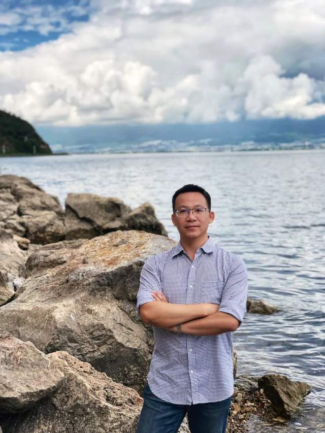 石门中学:1人获"南海区教育终身成就奖",96人获南海名师称号_江涛