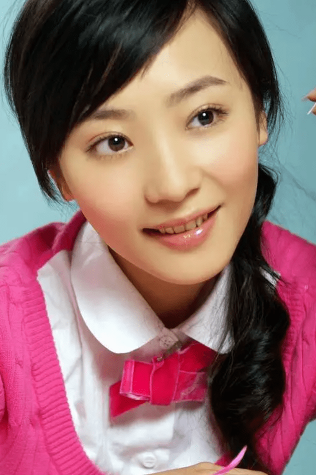 女星曲栅栅:嫁给海波不后悔,男主内女主外,她成全家的顶梁柱_母亲