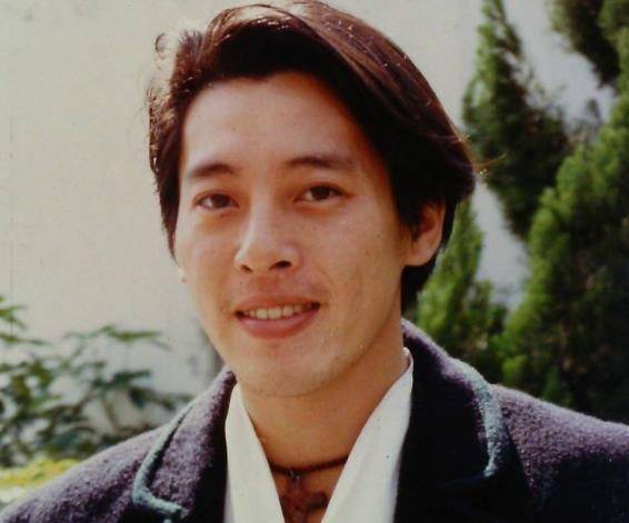 然后也有一些半途出家的,比如吕颂贤,从亚视半路转到tvb.