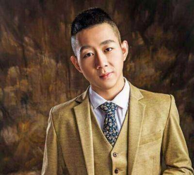 上面的数据是阿哲的,最下面的是王冕的.