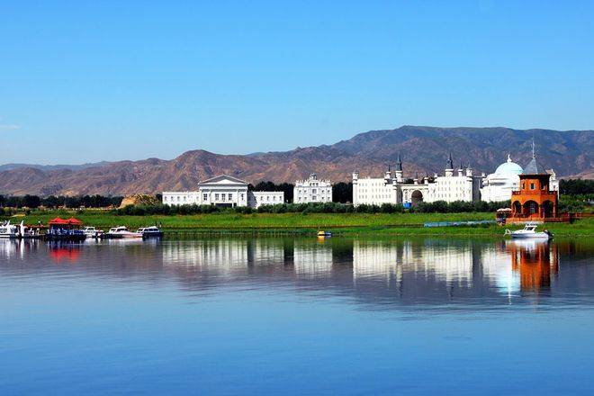 岱海旅游度假区位于内蒙古自治区凉城县美丽的岱海湖畔_水温_地下水