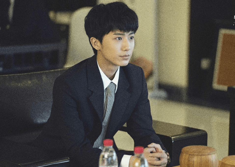 郝富申交往十多个女友?