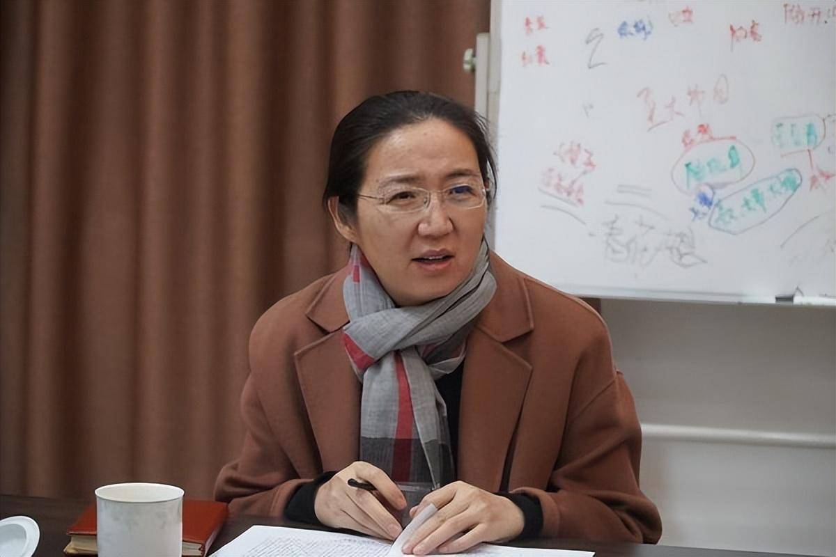 钢城区委常委,宣传部部长一行到钢城影协会员单位蟠龙梆子调研_戏曲