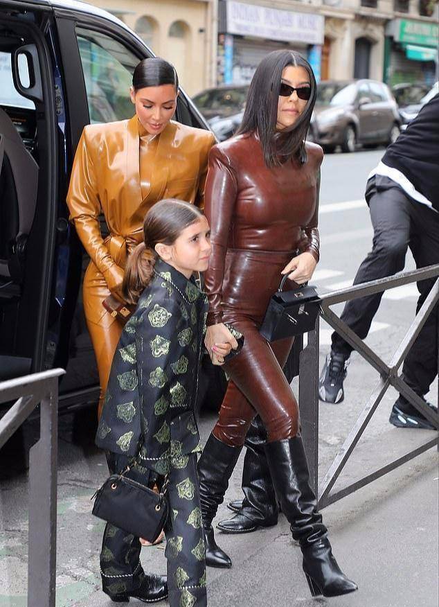 卡戴珊家闹剧停不下!