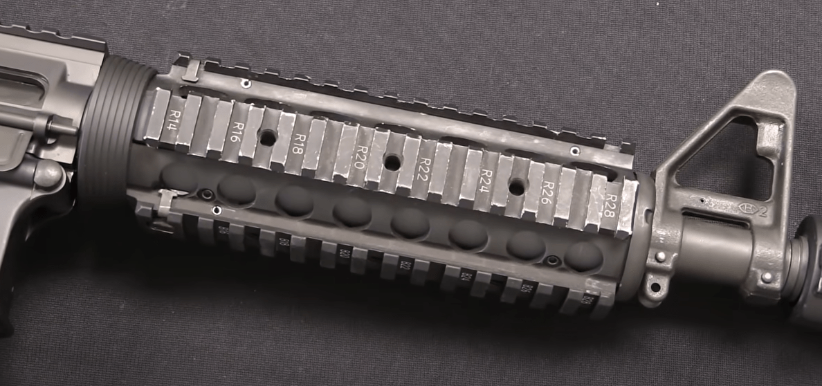 sas特战兵的顶级装备,l119a1突击步枪有何先进!_模式_导轨_英国