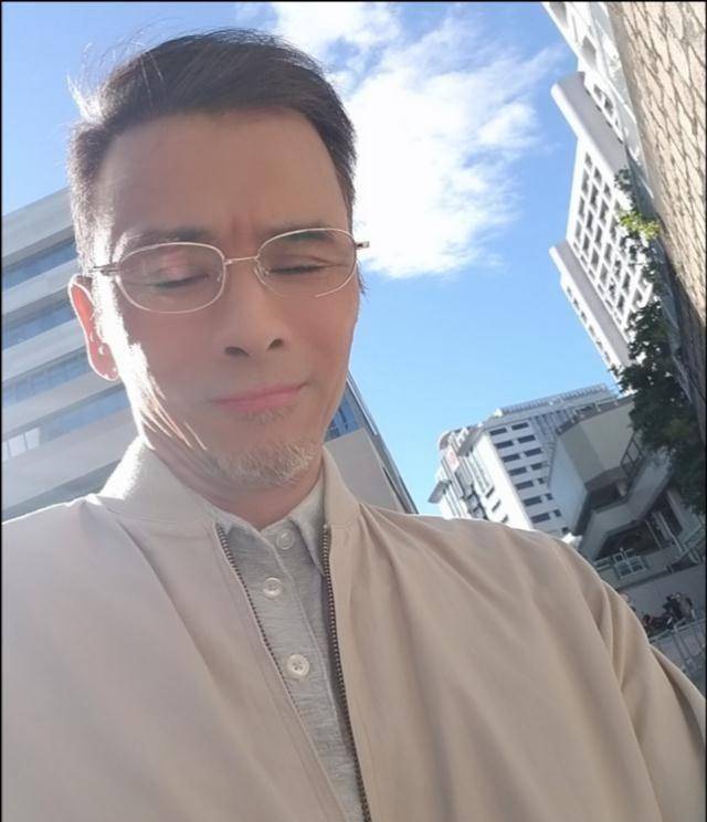 在此期间,林伟也发现自己喜欢上了演员这份工作.