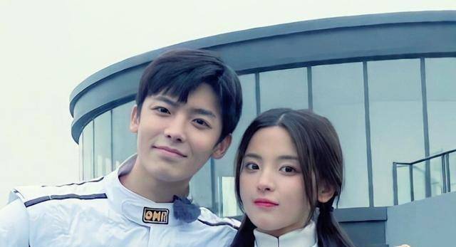 杨超越侯明昊cp又发糖了!