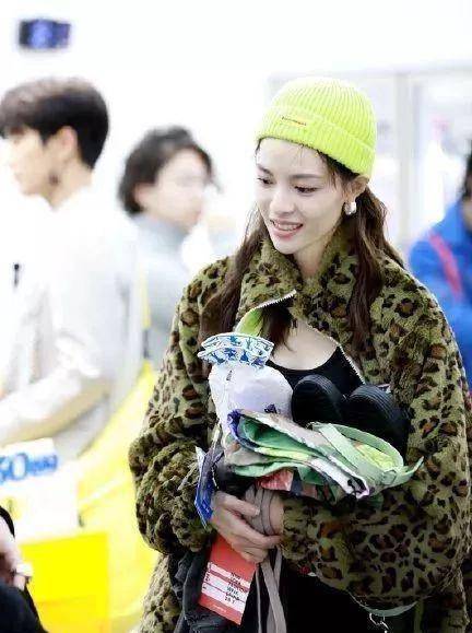 oangelababy,钟楚曦这波操作我认了!_西装_风格_时尚