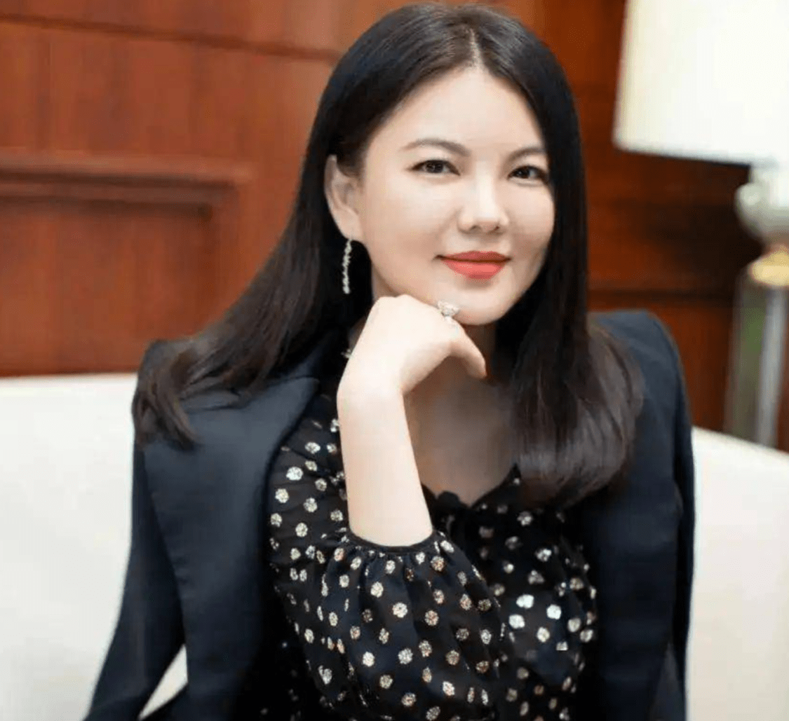 李湘被曝将重回湖南卫视,主持浪姐,本尊首度正面回应_女儿_网友