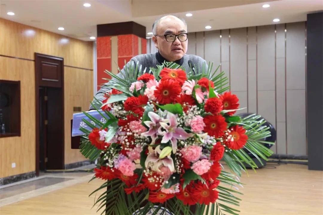 esd学科带头人 施新岗作《早期胃癌的内镜筛查和规范诊疗》主题授课