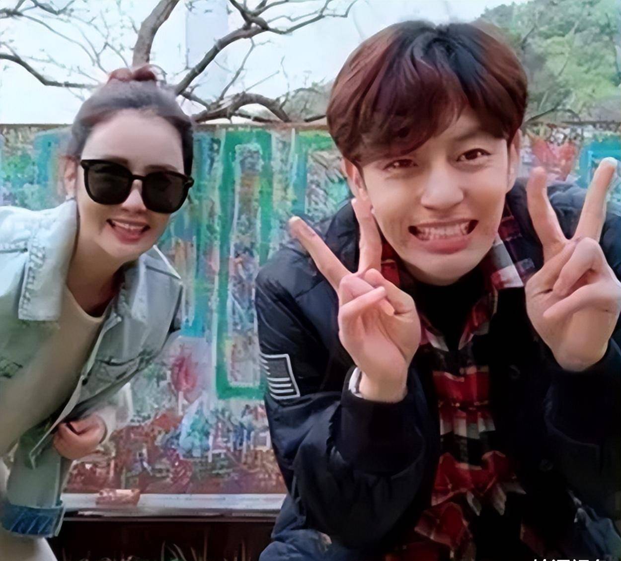 值得注意的是,在爱上李多海之前,崔东旭与朴寒星有过长达12年的恋情.